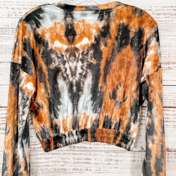 NEW with tags, Topshop Cropped Velour Sweatshirt Top, NWT, Size 4, MSRP $68 - Picture 7 of 10